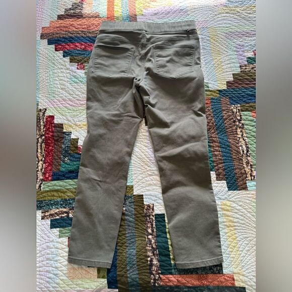 Tommy Hilfiger Stretch Waist Chino Capris Size 8 - Picture 6 of 6